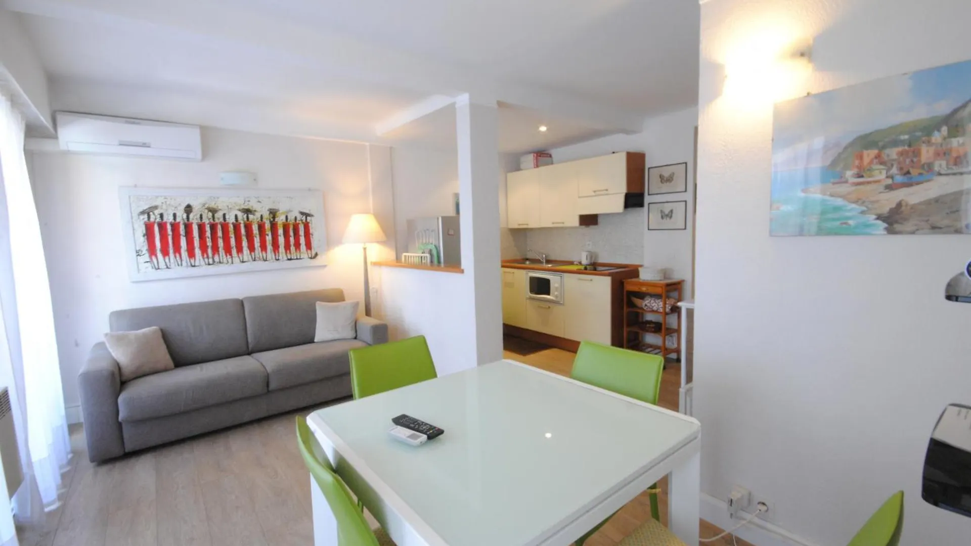 Контакты Superbe Appartement Tout Confort Beg4012